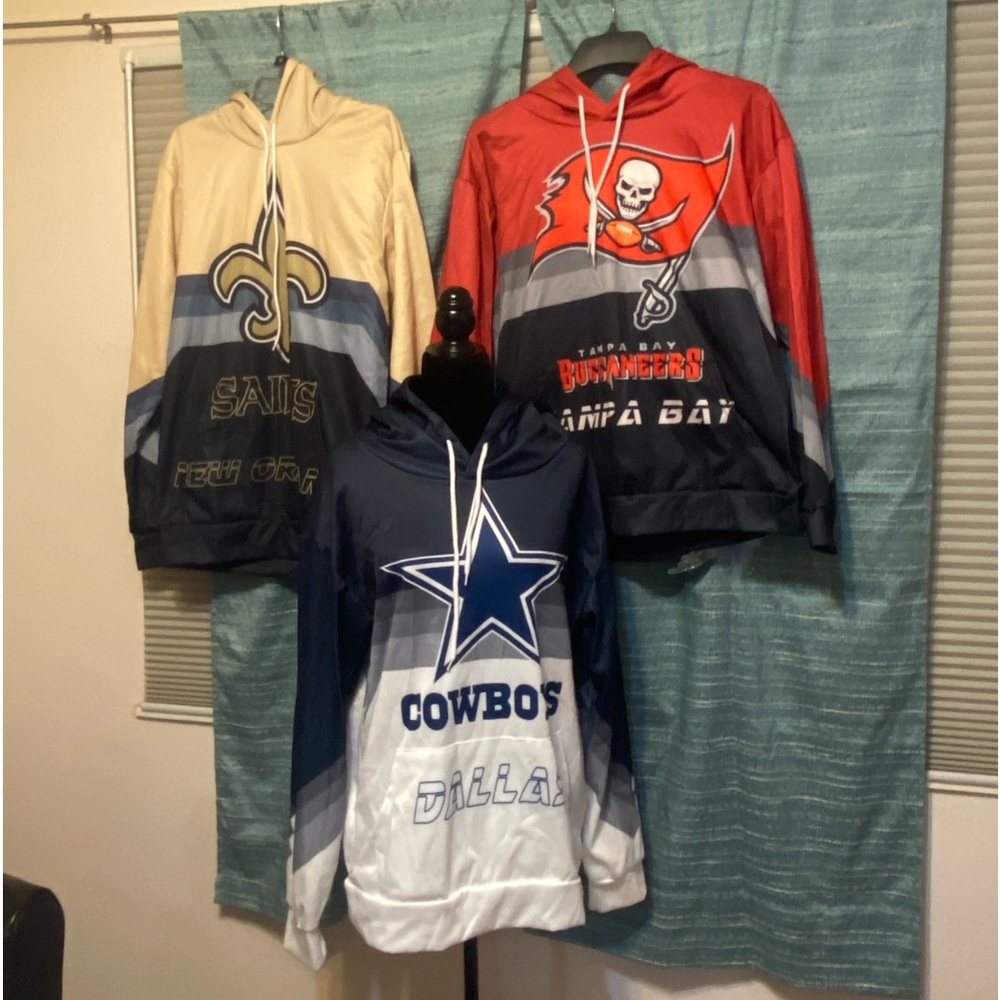 New Awesome Size Medium BUCCANEERS Medium Dallas or X-Large 49ers HOODIE!(#79)